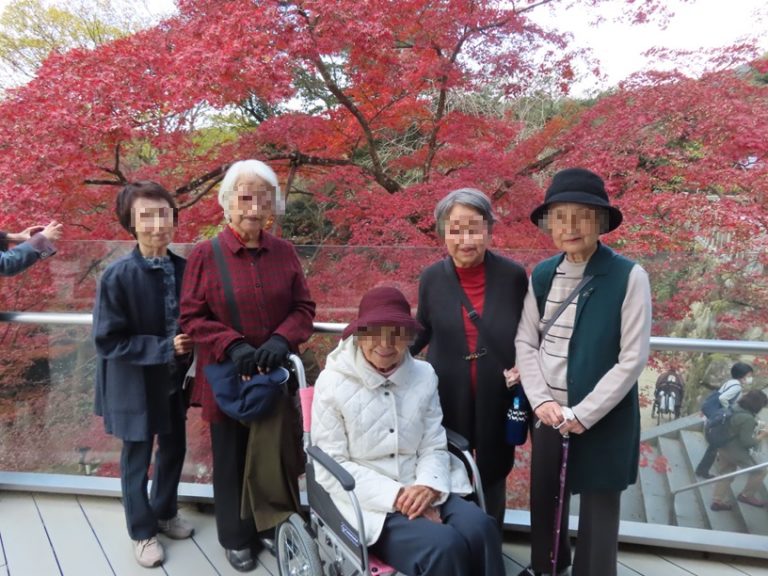 SJR千早ガーデン 安心快適なシニアの住まいSJR JR九州グループの有料老人ホーム JR九州シニアライフサポート株式会社